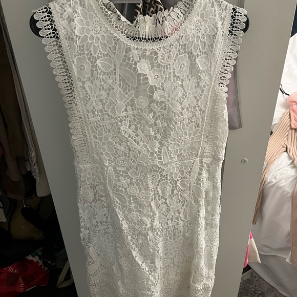 White Lace Mini Dress (perfect for brides) - Picture 2 of 2
